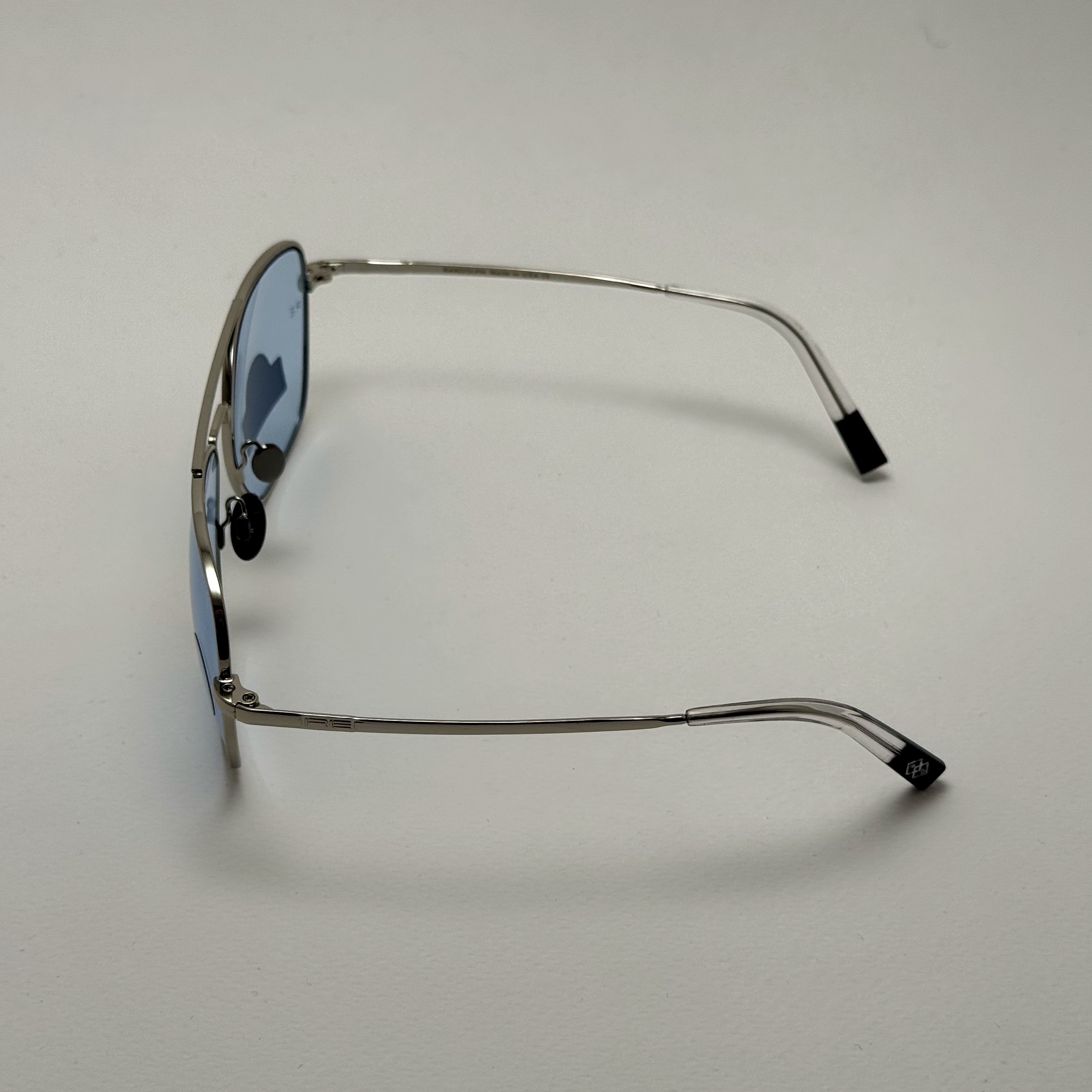 عینک شب و آفتابی خلبانی رندولف شیشه سنگ آبی آسمانی نقره ای فول پک RANDOLPH AVIATOR RE 58 24K WHITE GOLD