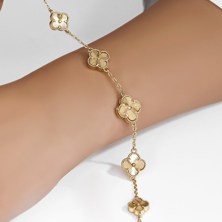 دستبند زنانه طرح ونکلیف VanCleef پنج گل رنگ ثابت با کیفیت بالا کد zmp (پس کرایه)