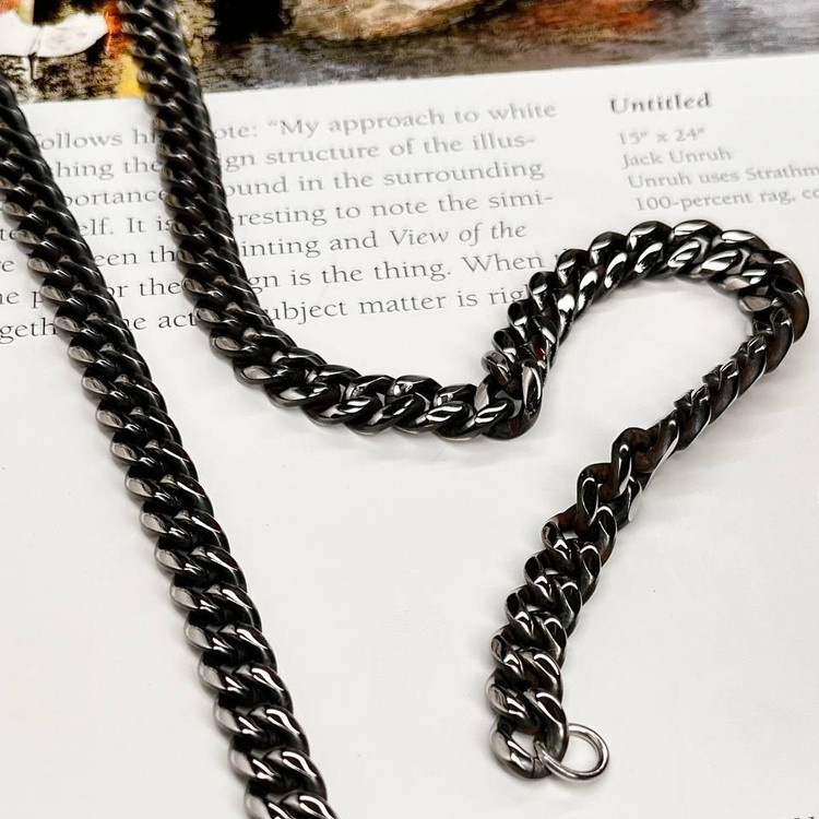 گردنبند مردانه طرح کارتیه Cartier سیاه قلم جنس استیل عیار 316 رنگ کاملا ثابت کد ztk (پس کرایه)