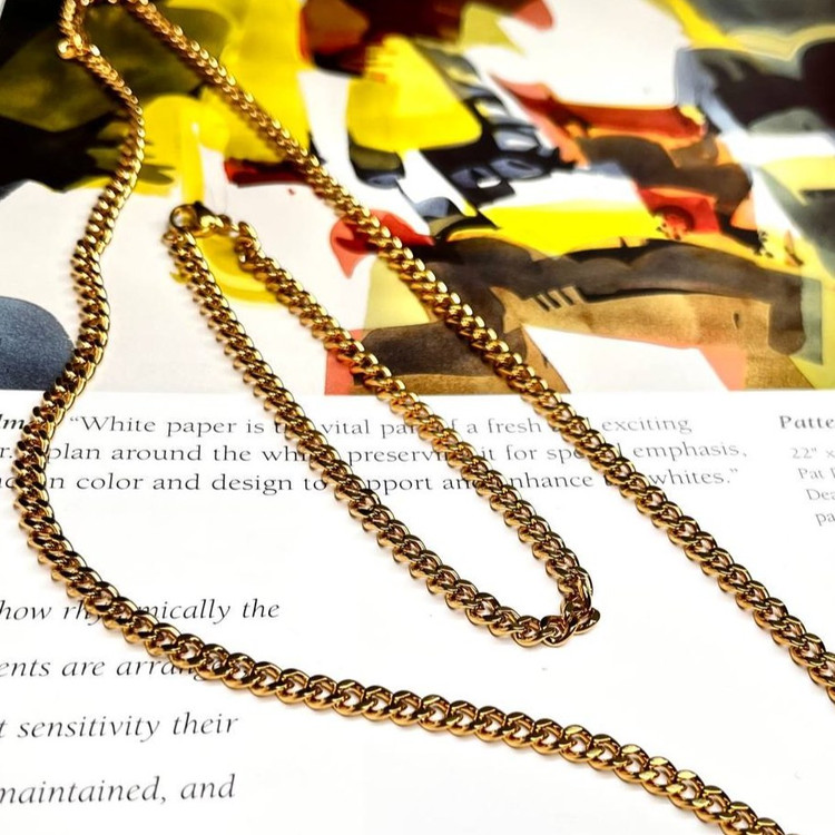 ست گردنبند و دستبند مردانه مدل کارتیر Cartier جنس استیل عیار 316 رنگ کاملا ثابت کد ztk (پس کرایه)