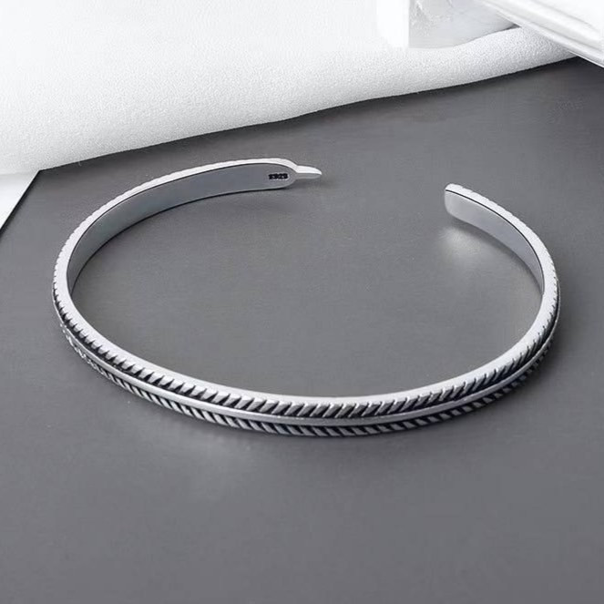 بنگل و دستبند استیل دورج فری سایز در تنوع طرح رنگ کاملا ثابت کد ki (پس کرایه)