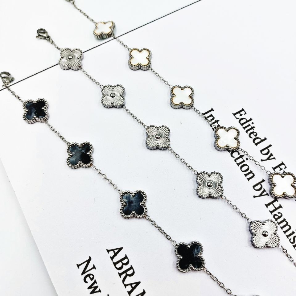 دستبند استیل زنانه زنجیری طرح گل ونکلیف Vancleef تنوع رنگ رنگ کاملا ثابت کد mp (پس کرایه)