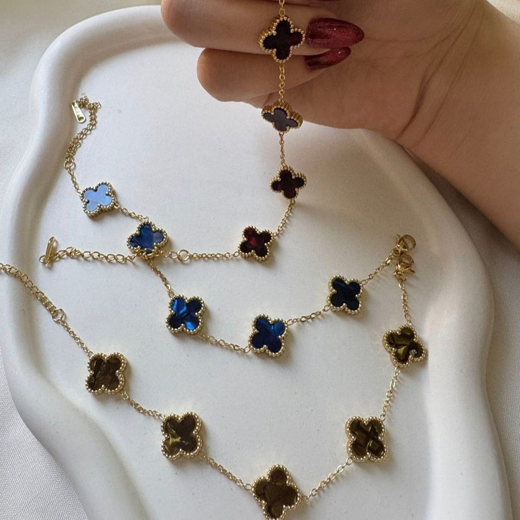 دستبند استیل زنانه زنجیری گل ونکلیف Vancleef تنوع طرح و رنگ رنگ کاملا ثابت کد sm (پس کرایه)