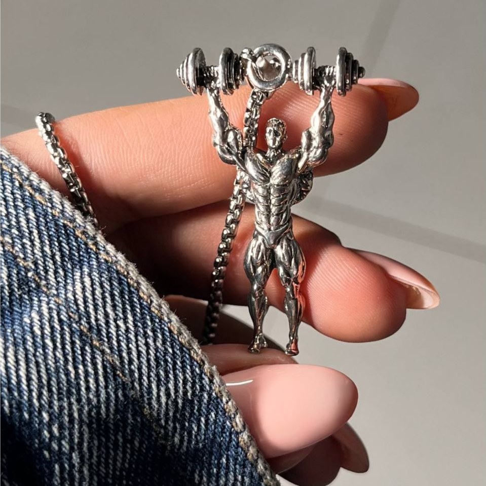 گردنبند و آویز پلاک طرح ورزشی بدنسازی تنوع طرح رنگ ثابت کد tk (پس کرایه)