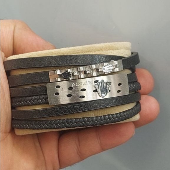 دستبند چرمی قفل و پلاک استیل مردانه طرح گوچی Gucci کیفیت چرم عالی در تنوع طرح رنگ ثابت کد bn (پس کرایه)