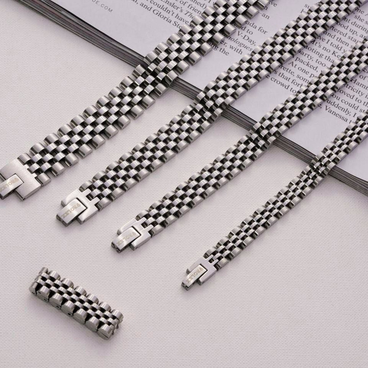 نیم ست دستبند و انگشتر مردانه طرح رولکس Rolex رنگ ثابت کد mp (پس کرایه)