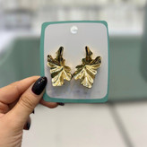 گوشواره آبکاری نقره زنانه طرح برگ مینیمال تنوع طرح رنگ ثابت کد gy (پس کرایه)