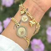 دستبند زنانه زنجیری طرح ورساچه Versace در دو مدل رنگ ثابت کد sm (پس کرایه)