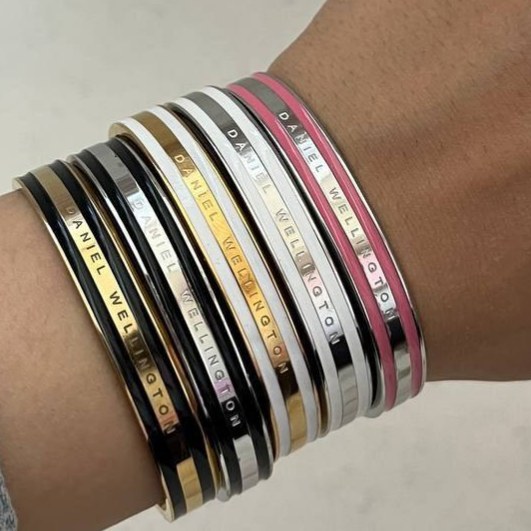 دستبند و بنگل استیل زنانه و مردانه طرح دنیل ولینگتون DANIEL VALINGTON تنوع رنگ رنگ ثابت کد tj (پس کرایه)
