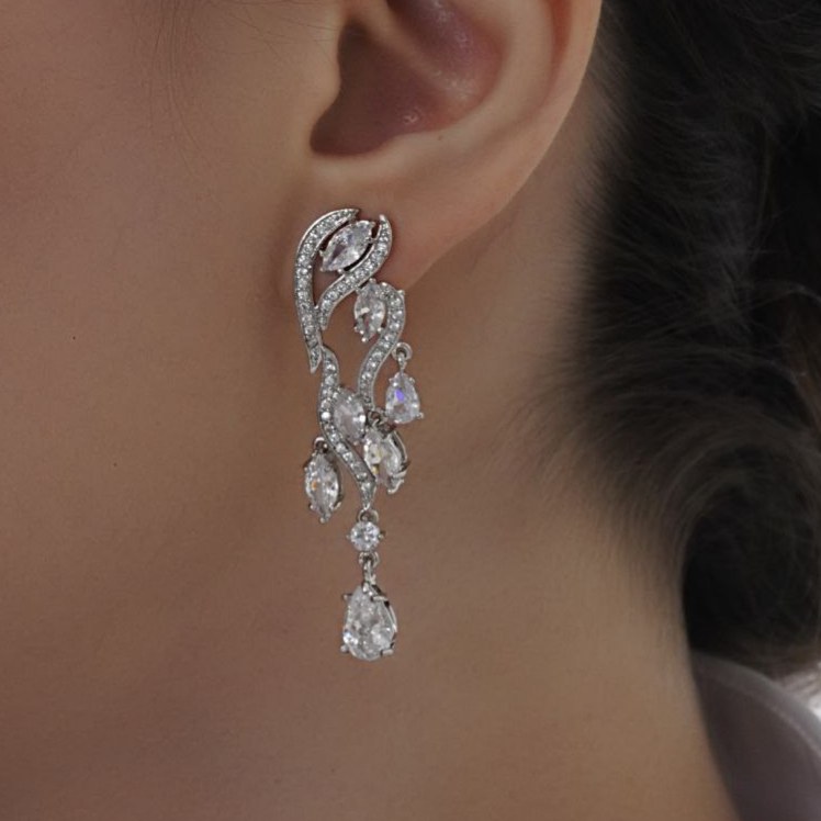 گوشواره جواهری MC jewelry زنانه و مجلسی طرح تمام نگین رنگ ثابت آبکاری نقره کد mp