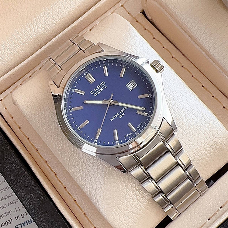 ساعت مچی زنانه و یا مردانه قیمت تک کاسیو استیل تاریخدار موتور ژاپن مارک معروف CASIO نمونه درجه یک ارسال رایگان