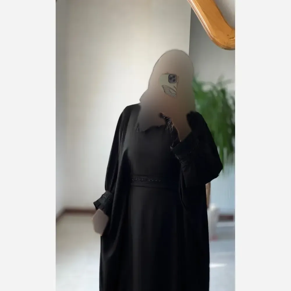 عبا زنانه مدل راحیل جنس الیزه درجه یک رنگ مشکی فری سایز تا 50 (2)