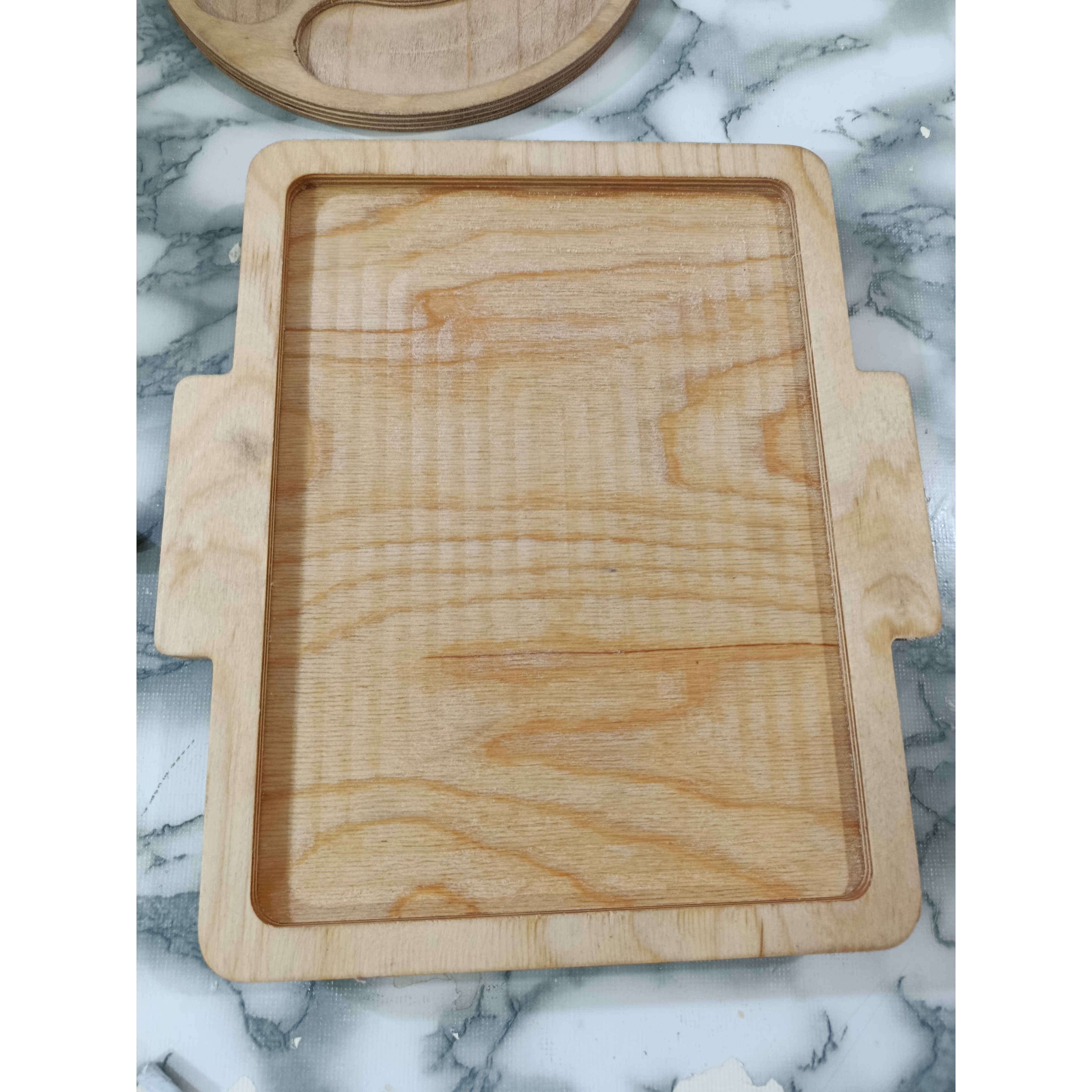 مزه خوری رو مبلی