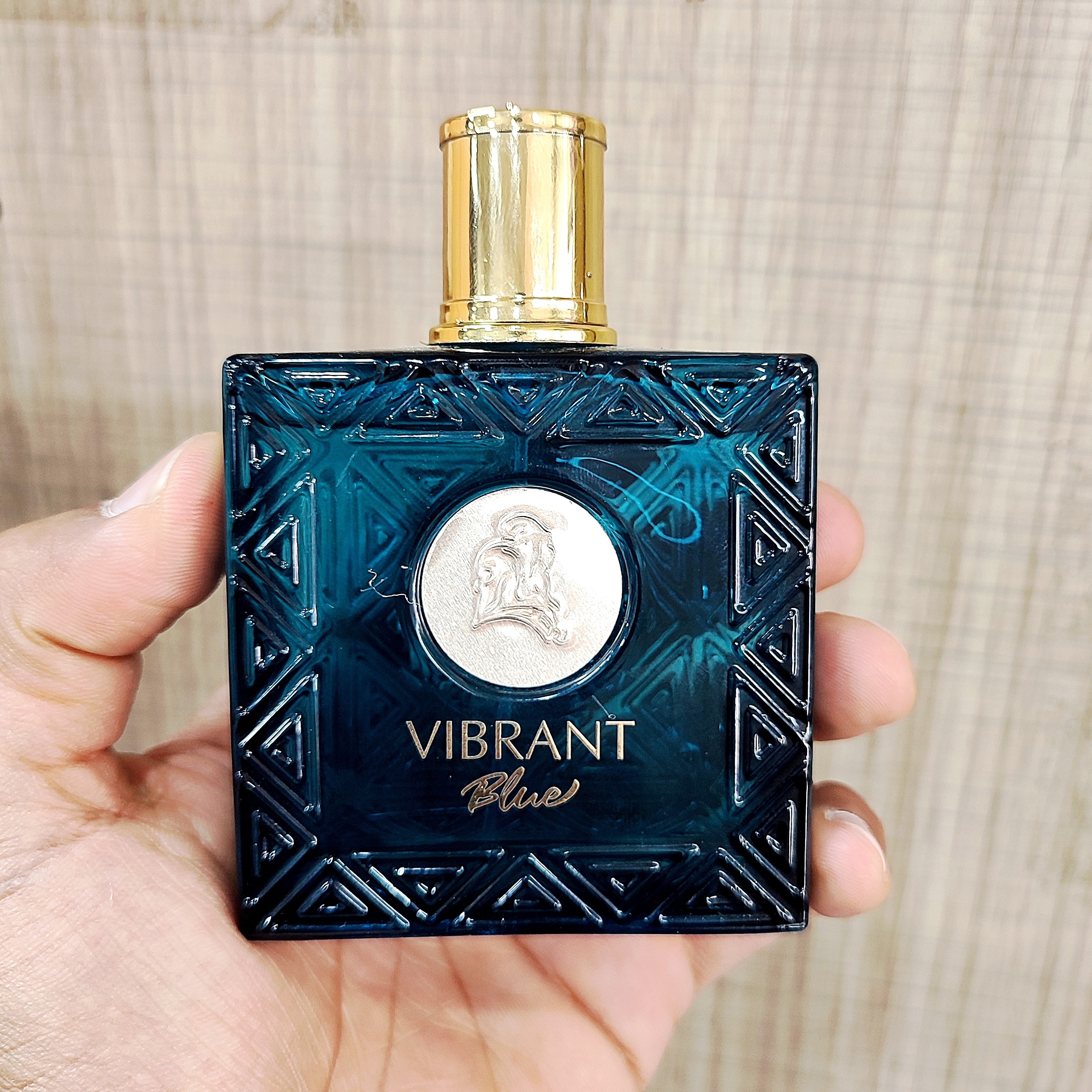 ادکلن ورساچ اروس قرمز 100 میل (شرکتی اماراتی ) ( ادو پرفیوم و ادو تویلت ادکلن و عطر گناوه مارکت )