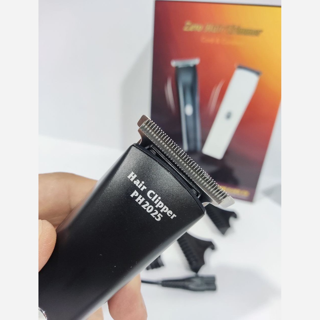 خط زن و ریشتراش فیلیپس PH2025