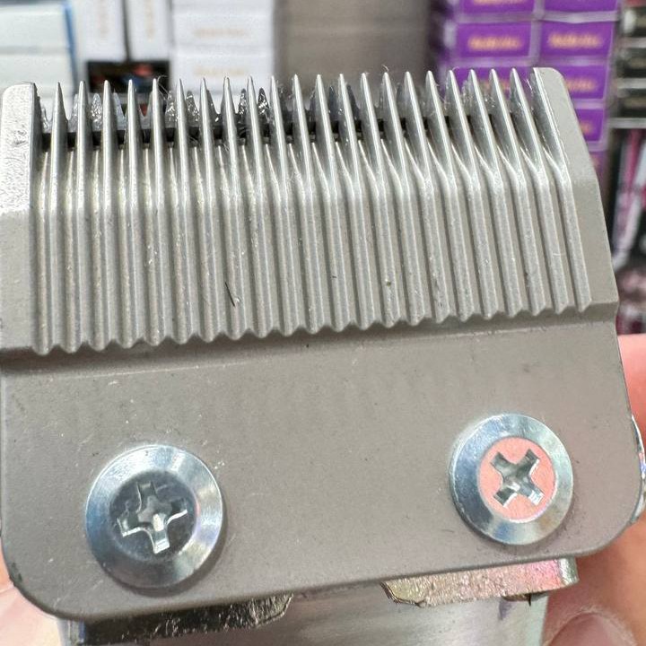 ماشین اصلاح حرفه ای فیلیپس مدل PH6017 متور قابل تنظیم تا 6500 دور در دقیقه