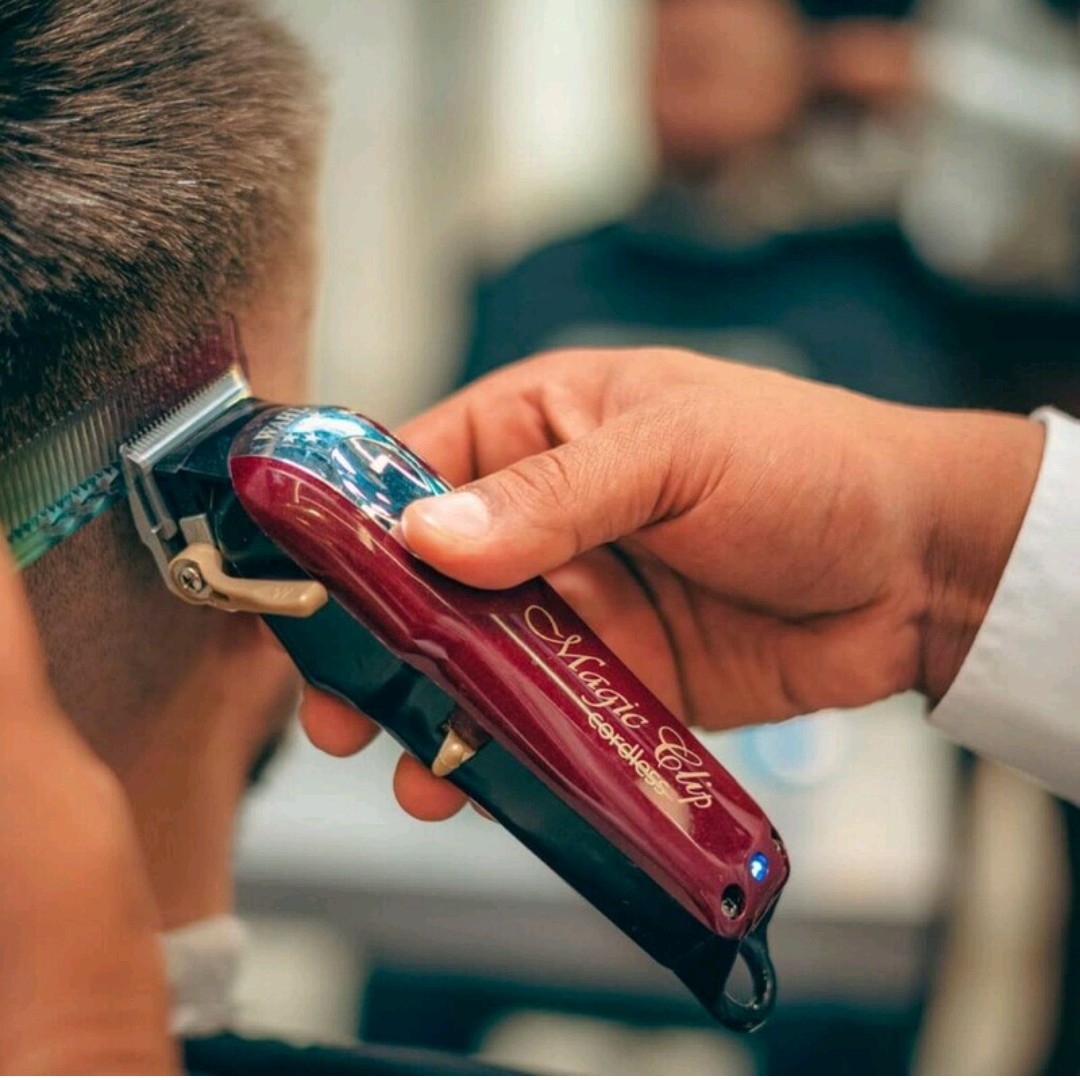 ماشین اصلاح وال مجیک کلیپ Wahl Magic Clip سفارش اروپا روی تیغه USA حک شده