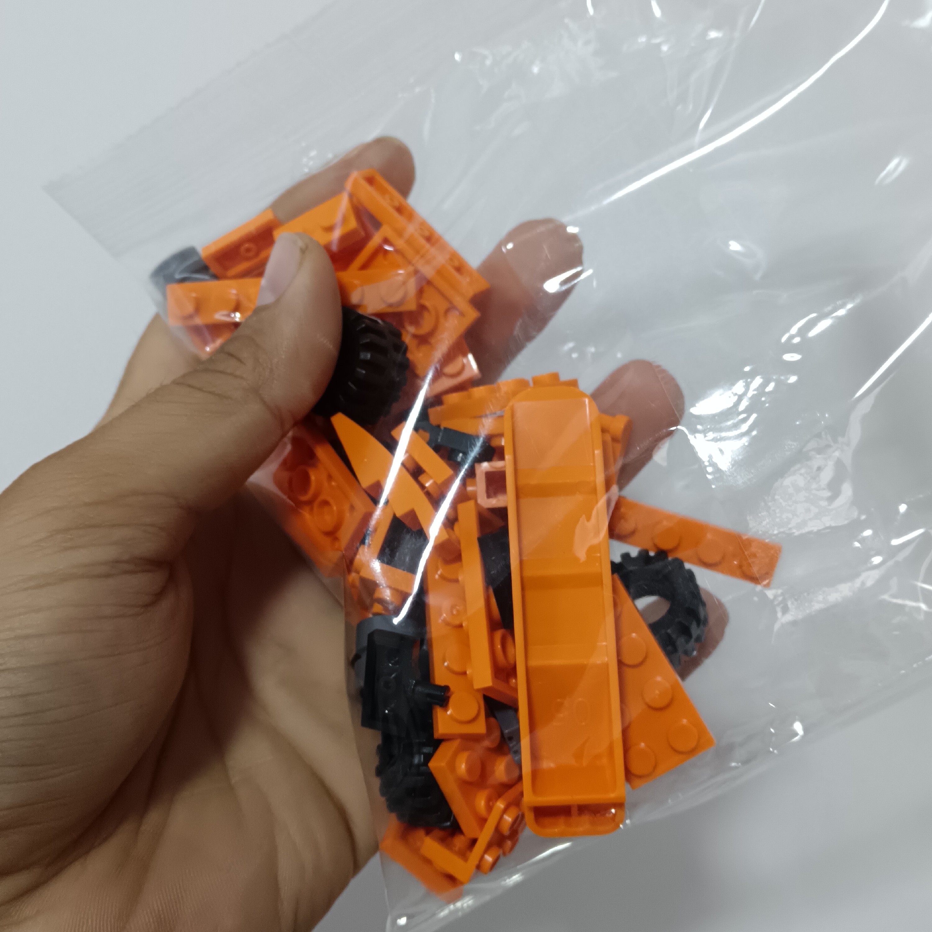 لگو ده مدل مینی لگو 86قطعه کوچک قابلیت ساخت ده مدل مختلف بازی ساختنی بازی فکری لگو ده مدل 86 قطعه بی تی لگو هواپیما 7070