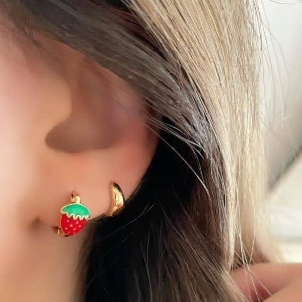 گوشواره توت فرنگی ژوپینگ گالری هیما