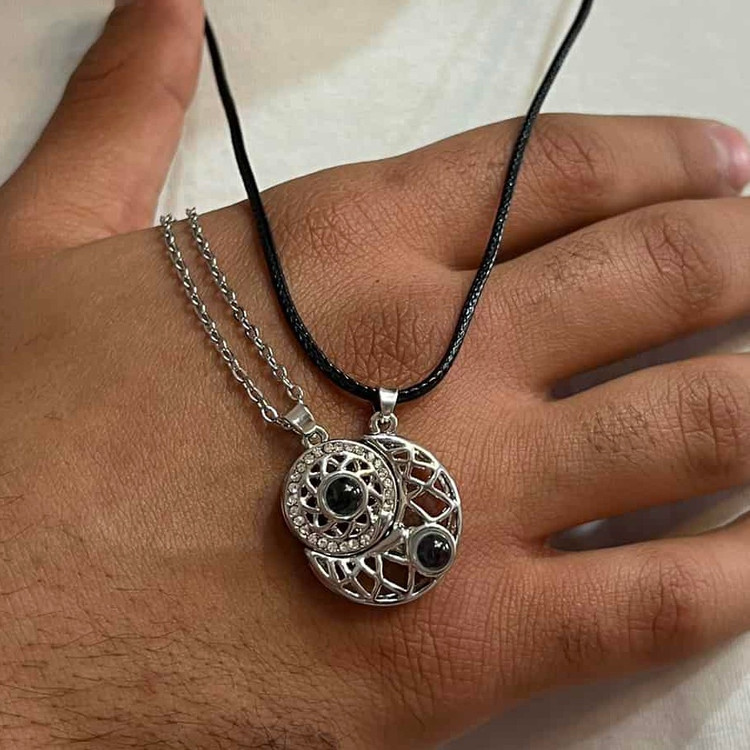 گردنبند ست ماه و خورشید تلسکوپی با سنگ عشق به صد زبان همراه با زنجیر