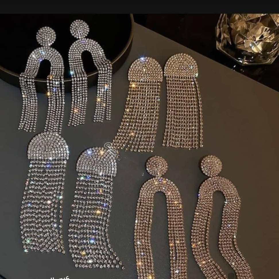 گووشواره نگینی پر