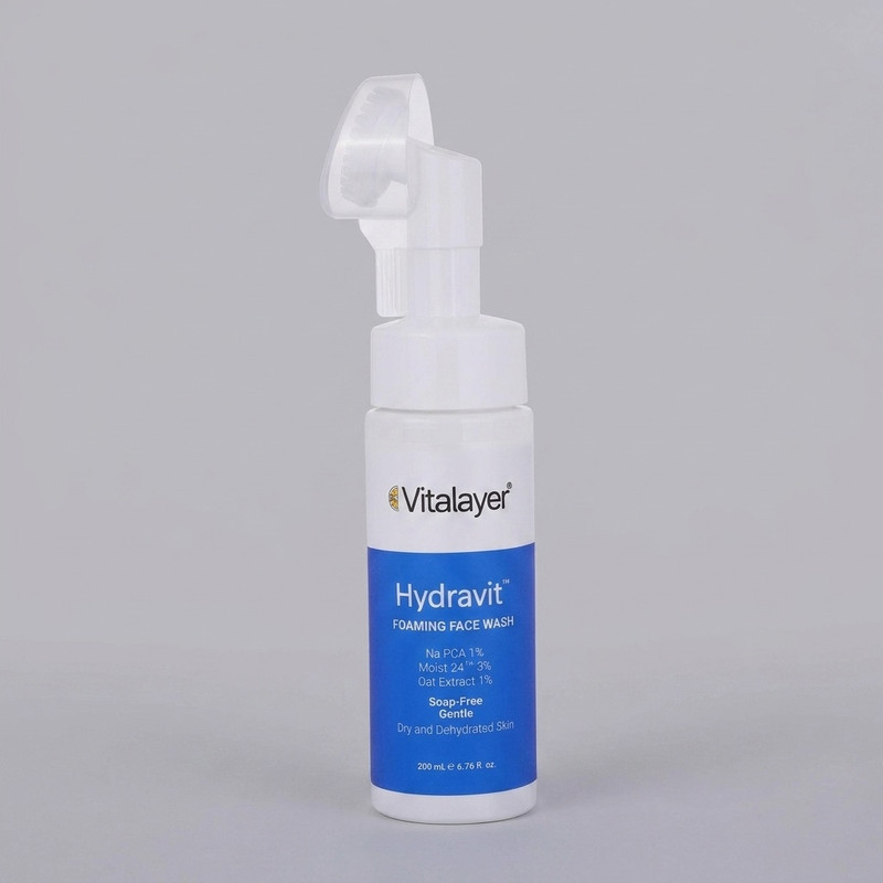 فوم شست‌وشوی صورت ویتالیر مدل Hydravit مناسب برای پوست خشک حجم 200 میلی‌لیتر