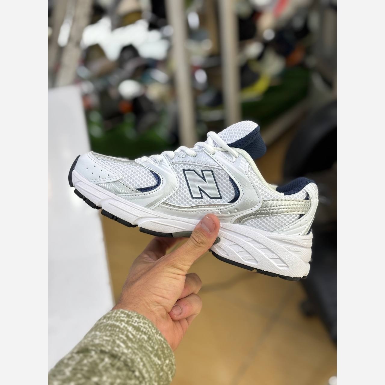 کتونی پیاده روی نیوبالانس 530 زنانه New Balance