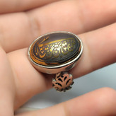 انگشتر نقره حدید حکاکی علی مع الحق و الحق مع علی کد 8103
