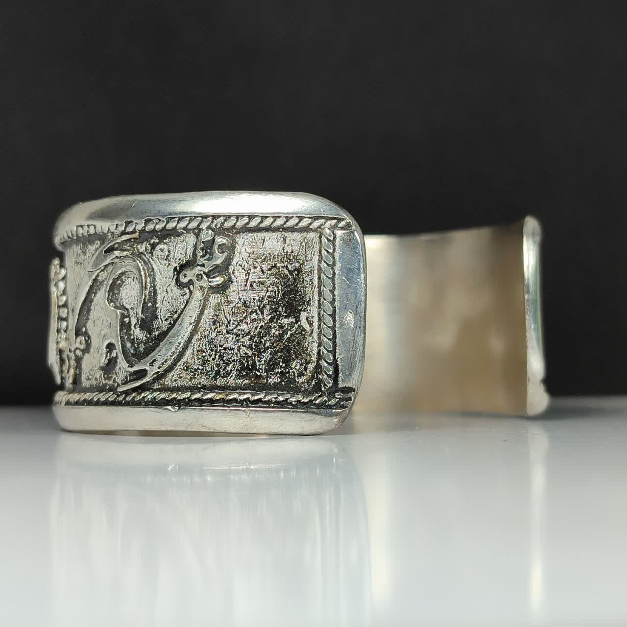 دستبند- آلیاژی باکیفیت حضرت علی ع اوج اقتدار، عدالت و هنر در دستان شما کد 3907