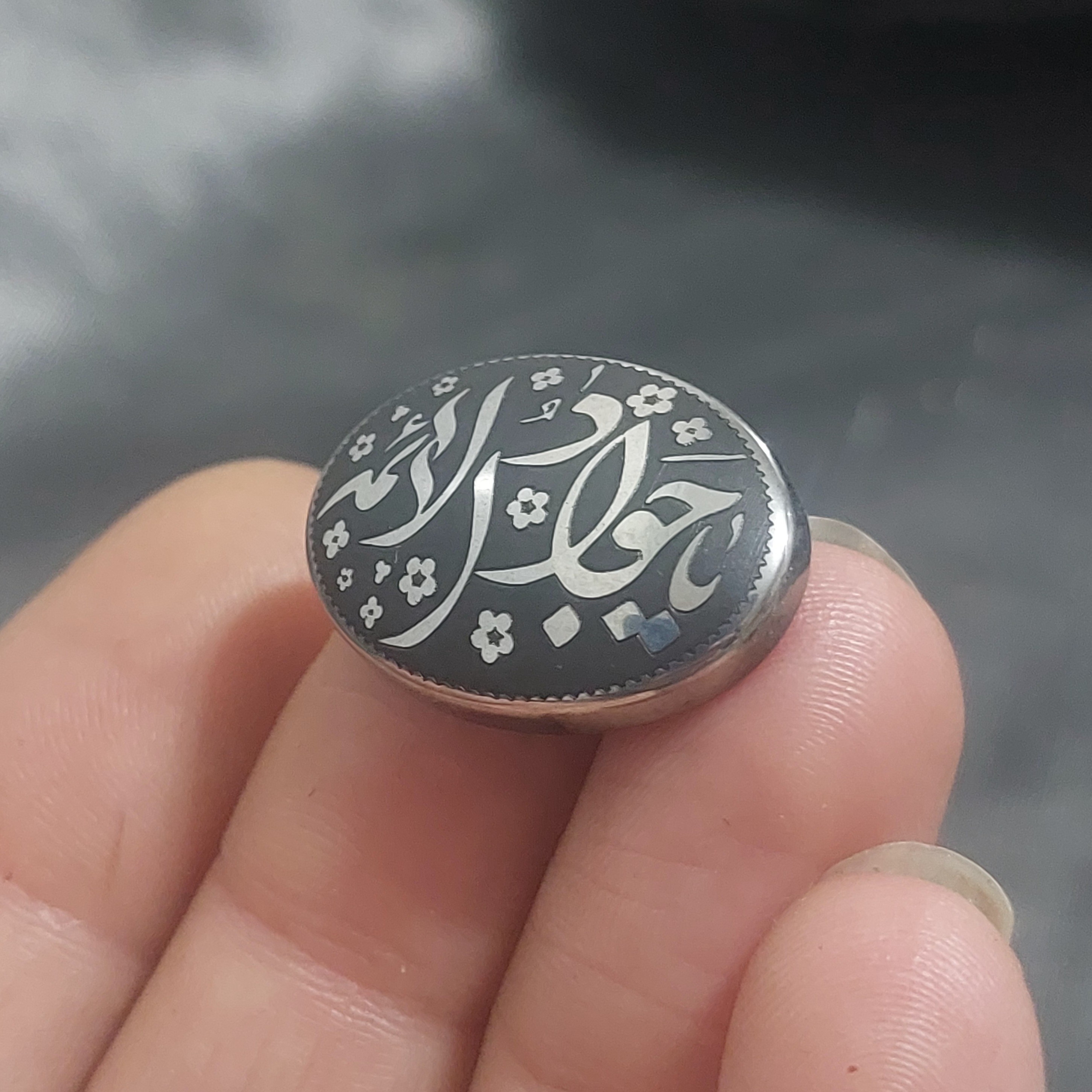 نگین حدید نقره ای با حکاکی جوادالائمه