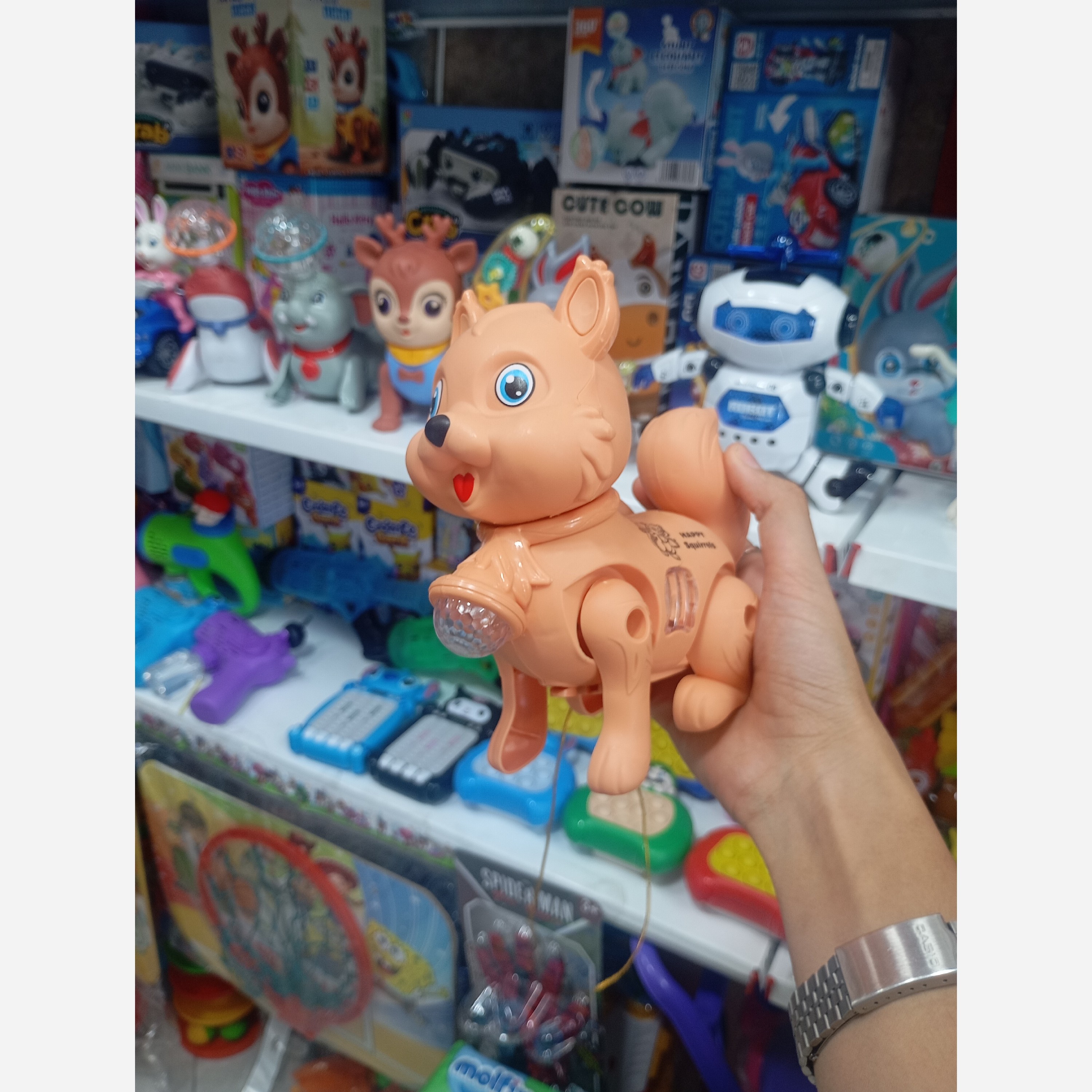 اسباب بازی سنجاب موزیکال حرکتی چراغدار سیسمونی کادویی